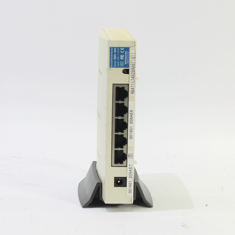 JUNK BUFFALO 有線ルーター (BBR-4HG) ※ACアダプタ無し