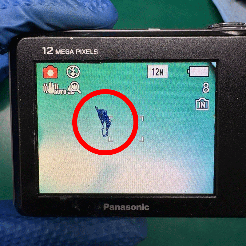 JUNK Panasonic コンパクトデジタルカメラ (LUMIX DMC-FP1) ※液晶モニタキズ？有り、内蔵バッテリーキズ有り-thumbmail-4
